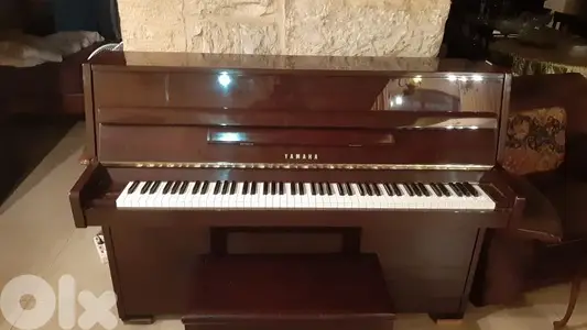 piano yamaha like new 3 pedal tuning waranty