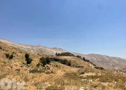 Land for sale in Qanat Bakish