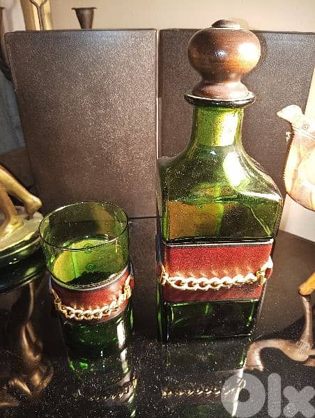 Vintage set of green bottle glass decanter with leather wrap 0