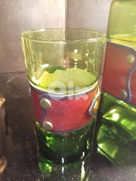 Vintage set of green bottle glass decanter with leather wrap 4
