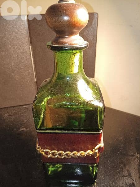 Vintage set of green bottle glass decanter with leather wrap 7