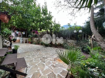 200m2 apartment + 50m2 garden for sale in kfarhabeib شقة في كفرحباب