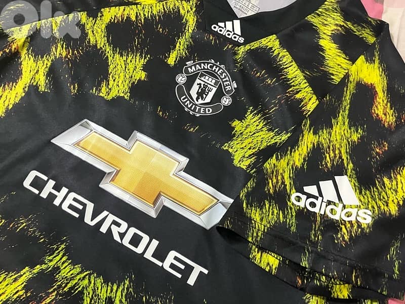 EA sports special Edition adidas Manchester United 2018 jersey 1
