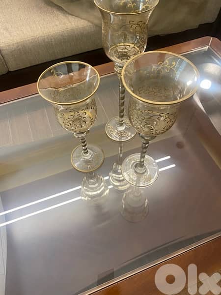 3 glasses 0