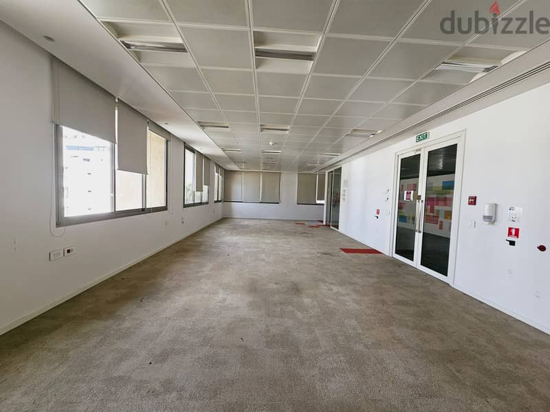 AH-HKL-089 High end Office in Sin El Fil is for rent,24/7, 420m,$ 6650 0