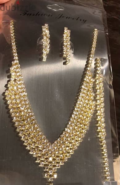 necklace, earings, bracelet  (set) faux bijoux accesories 0