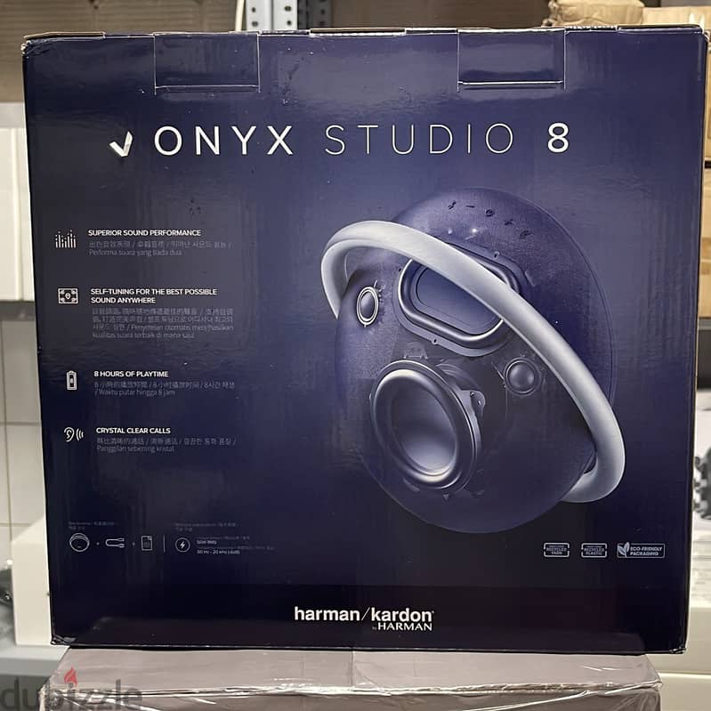 harmon kardon Onyx studio 8 blue 1