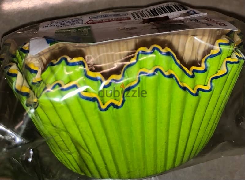 birthday supplies; frozen theme, ballons, cups, plate, etc. . 16