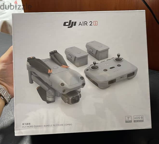 Dji air 2s fly more combo last new 0