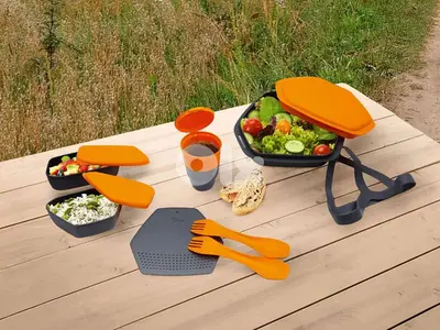 camping tableware