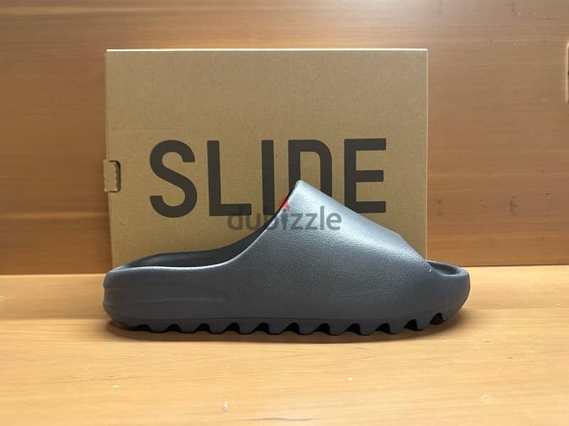 Yeezy slide slate grey multiple sizes 0
