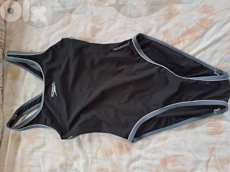 speedo swimsuit, black  size 42 0