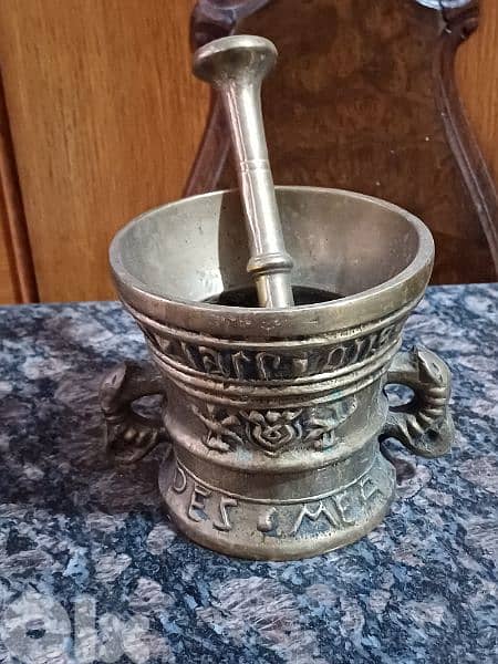 antique 0