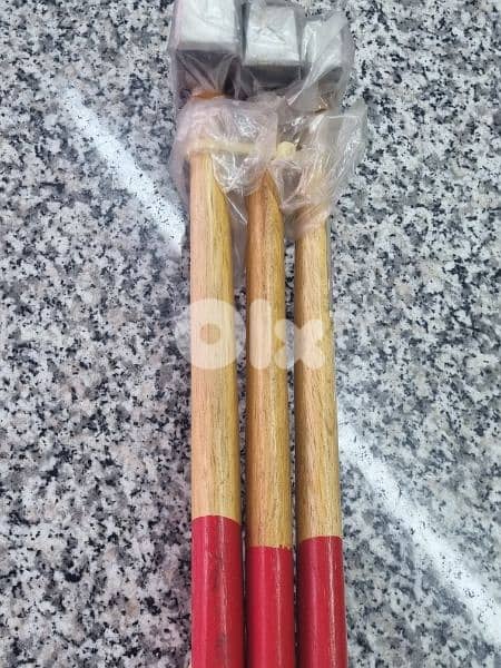 3 different  sizes  garden tools  15 instead of 30 euro 2