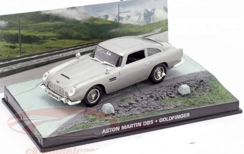 Aston Martin DB5 (James Bond Goldfinger) diecast car model 1;43. 0