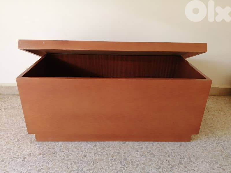 wide frame bed 1