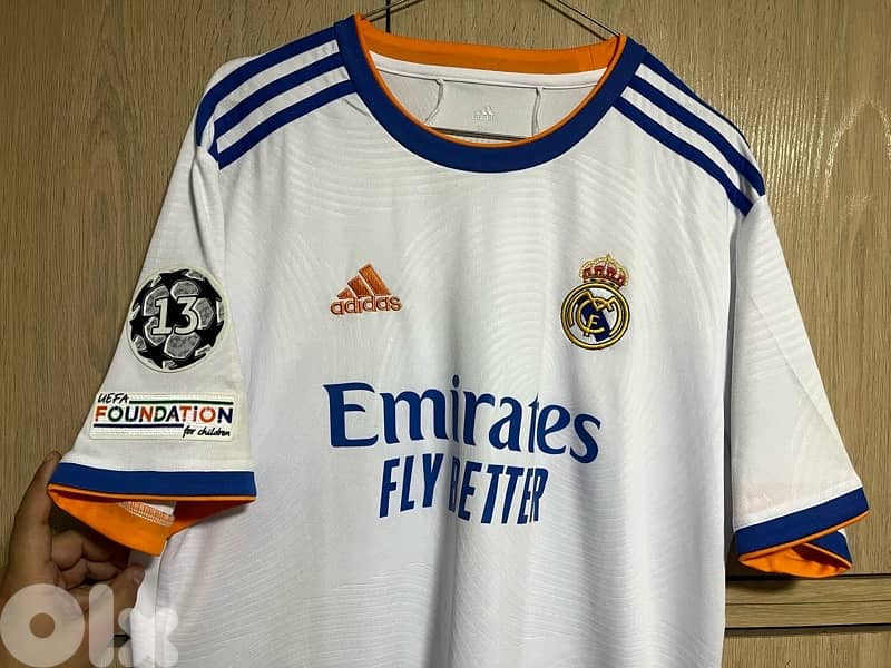 R. Carlos 3  Real Madrid 2022 home jersey  edition adidas kit 0