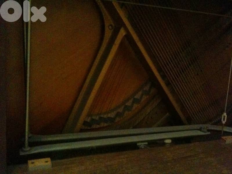 Piano Yamaha 6