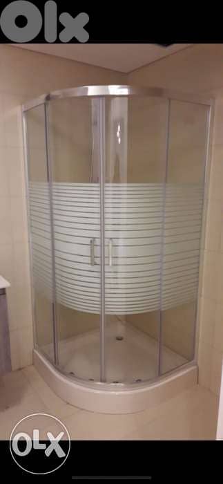glass shower cabinet 0