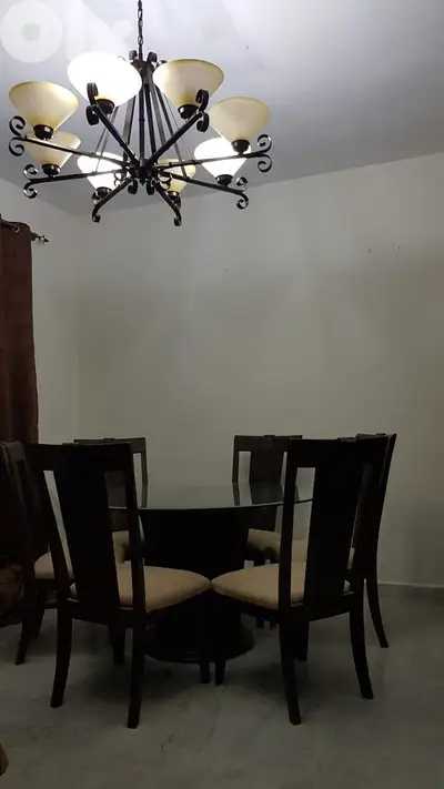 luxury dining table