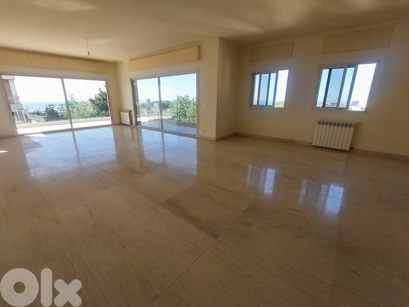 320 SQM Luxurious Apartment in Beit El Chaar, Metn with Sea View 0