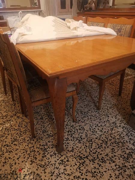 Dining Room for Sale. 2