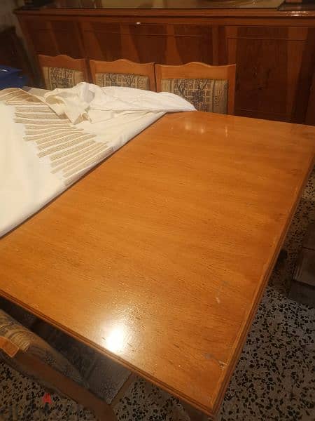 Dining Room for Sale. 3