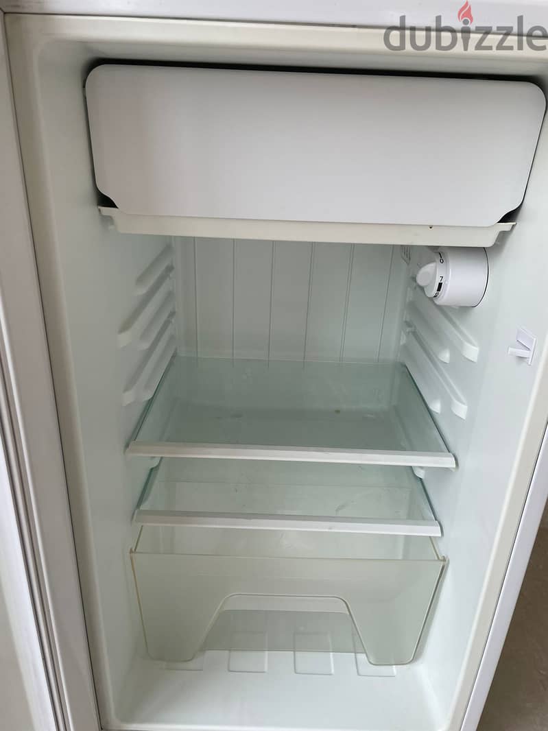 GALANZE Mini Fridge 2
