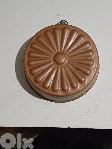 antique 3