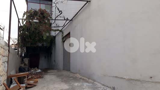 L03541-2000 sqm Building For Sale on Halat Highway