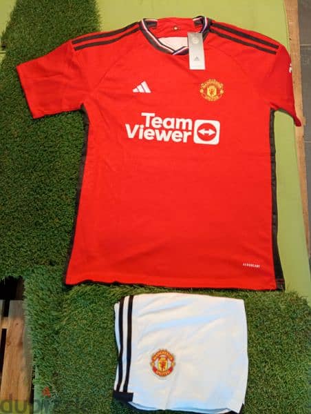 Manchester United Football Home Shirt & Short (Made in Thailand) 0