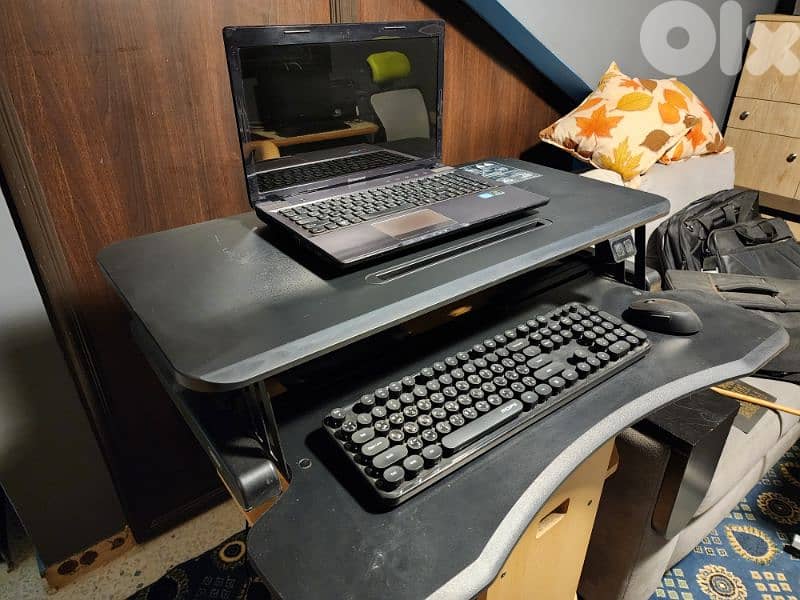 standing desk, desk converter 0