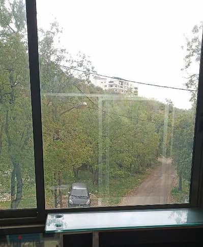 smal apartment fully furnished achkout deal direct with owner 70680297