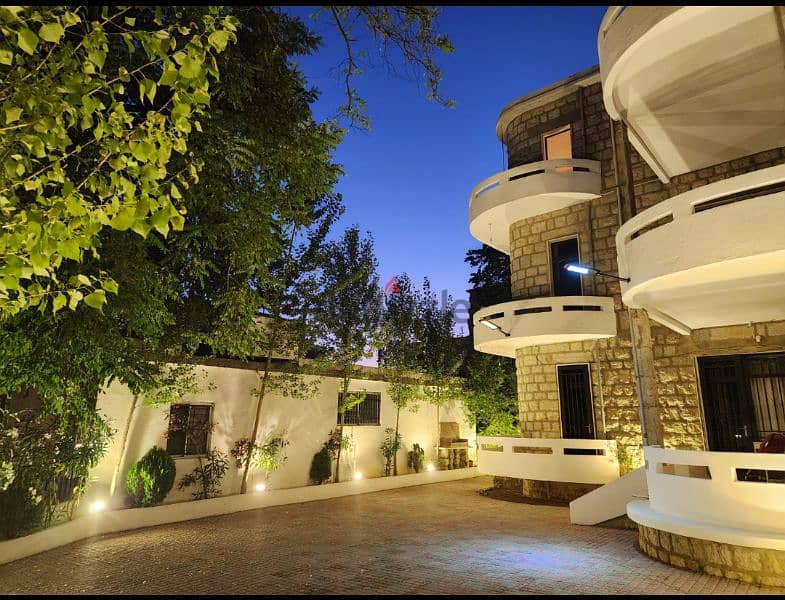 a prime location hotel in falougha newly renovated for sale 8