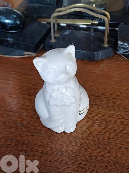 antique 0