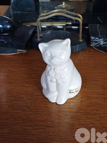 antique 5
