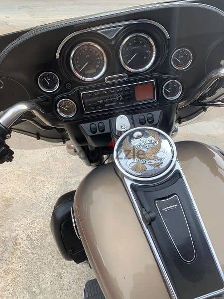 Harley Davidson Ultra Classic Electra Glide 1
