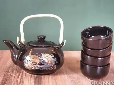 أنتيكا ابريق شاي مع ٤ فناجين