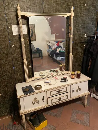 Dressing Table Vintage 1940s
